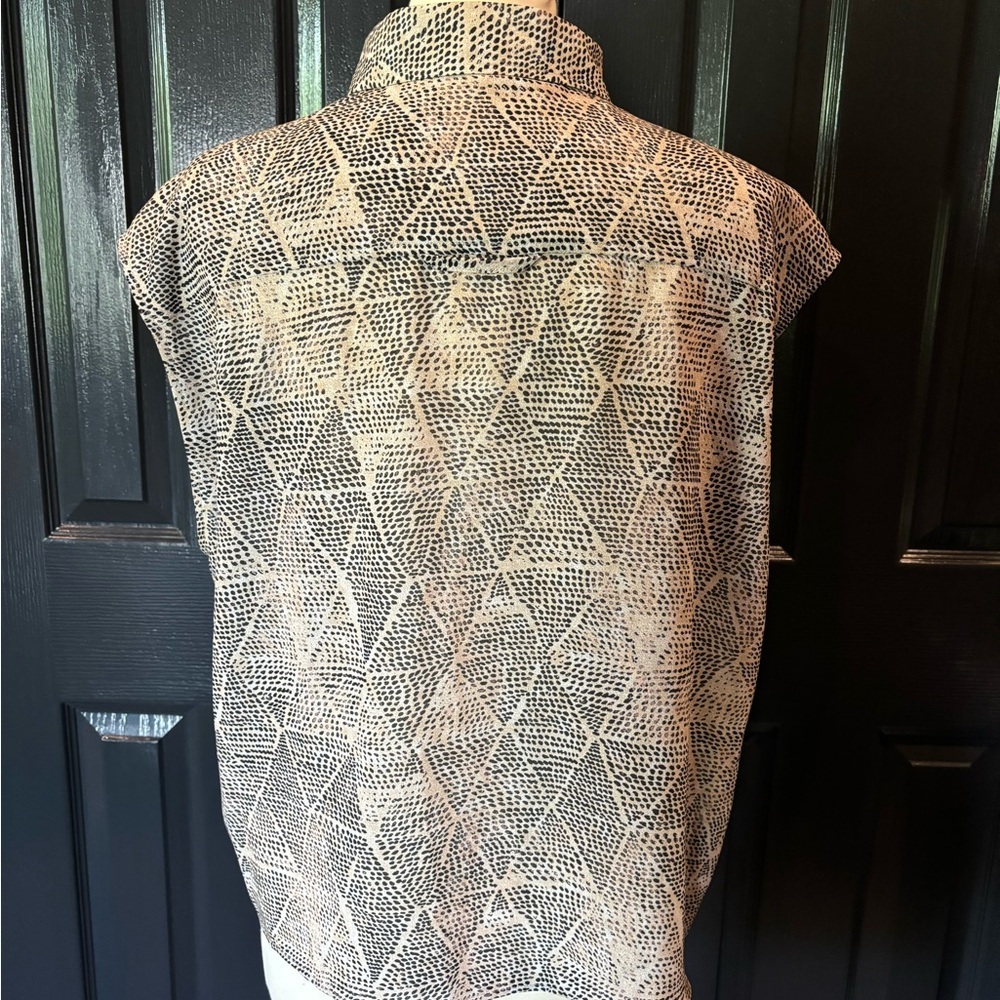 Third Form Patterned Sleeveless Blouse - image 5